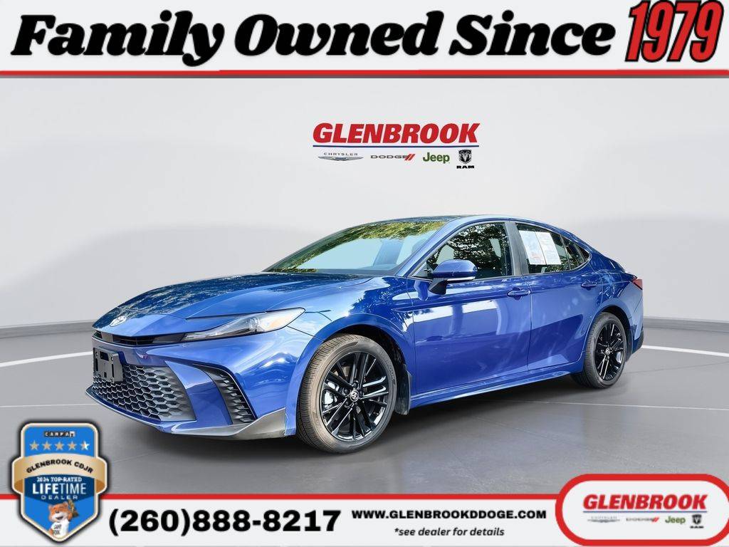 2025 Toyota Camry SE — Sedan — 9,365 mi — Fort Wayne, IN