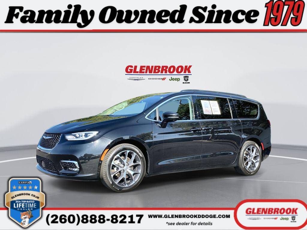 2022 Chrysler Pacifica Touring L — Minivan — 31,437 mi — Fort Wayne, IN
