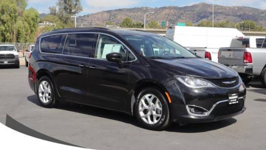 2020 Chrysler Pacifica Touring — Minivan — 70,711 mi — Glendora, CA