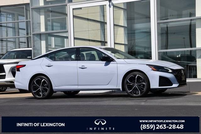 2023 Nissan Altima SR — Sedan — 17,616 mi — Lexington, KY
