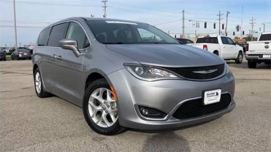 2022 Chrysler Pacifica Touring L — Minivan — 65,893 mi — New Castle, IN
