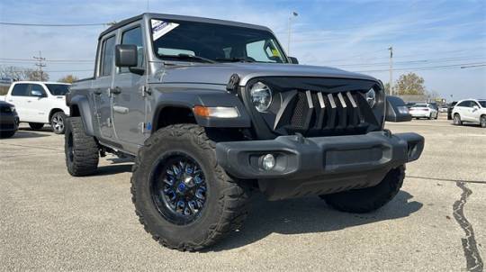 2020 Jeep Gladiator Sport S — Pickup Truck — 51,260 mi — New Castle, IN