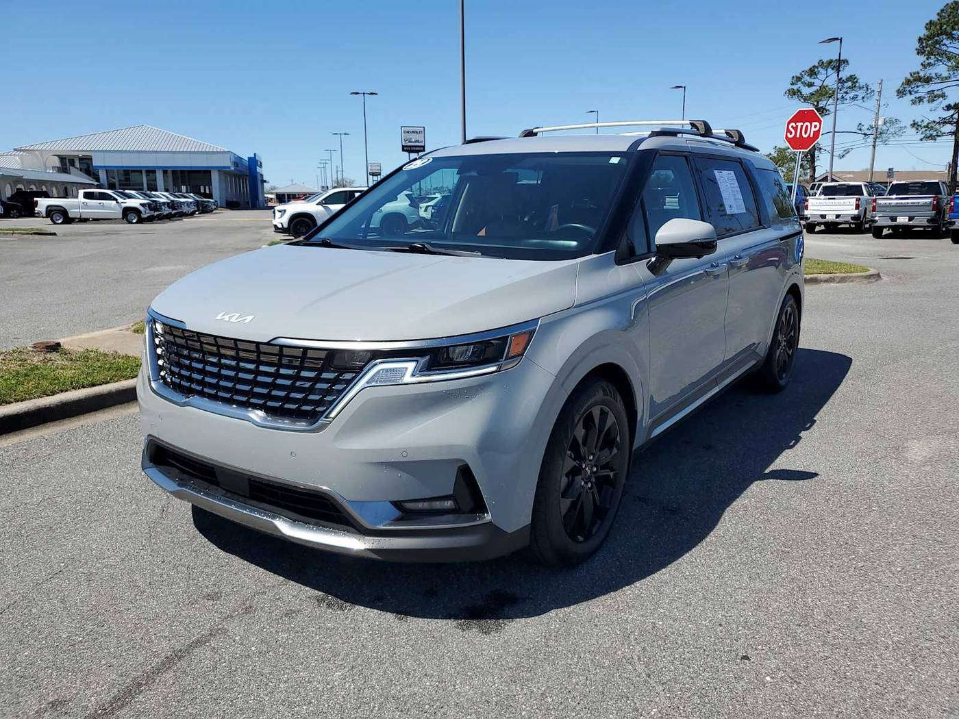 2023 Kia Carnival SX — Minivan — 24,030 mi — Panama City, FL