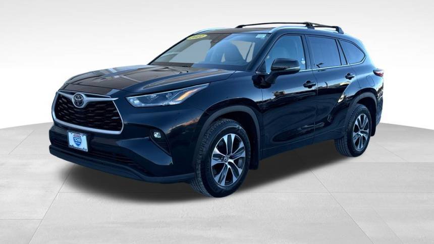 2021 Toyota Highlander XLE — SUV — 90,339 mi — Reading, MA
