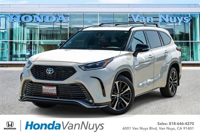2021 Toyota Highlander XSE — SUV — 31,706 mi — Van Nuys, CA