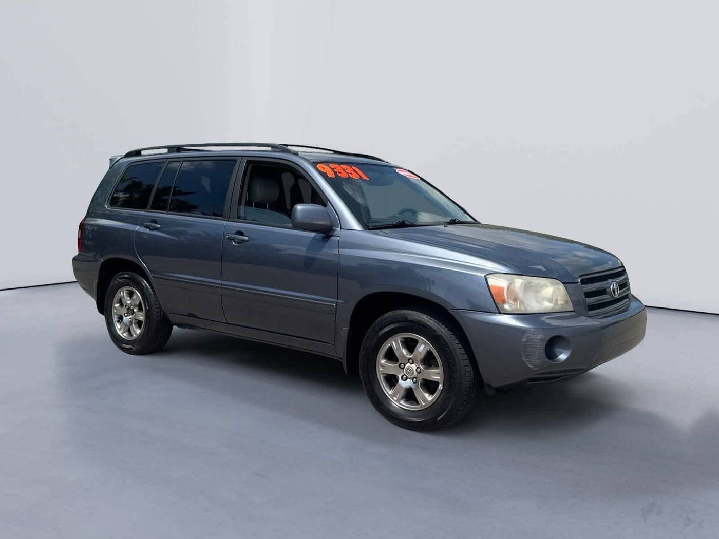 2004 Toyota Highlander Base V6 — SUV — 176,833 mi — Knoxville, TN