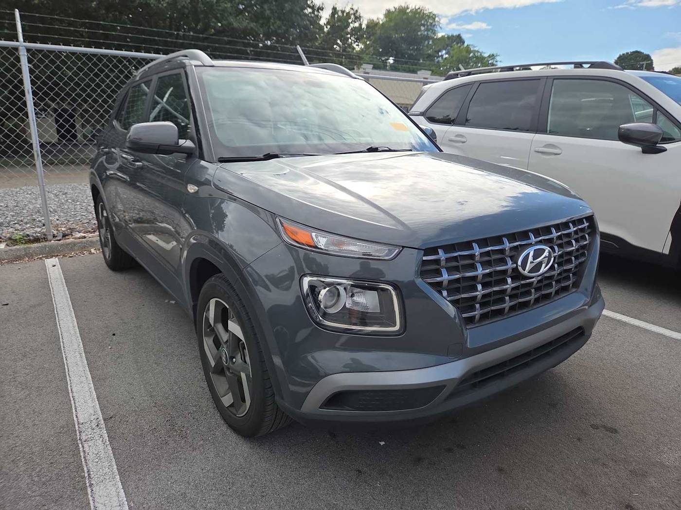 2023 Hyundai Venue SEL — SUV — 11,766 mi — Knoxville, TN