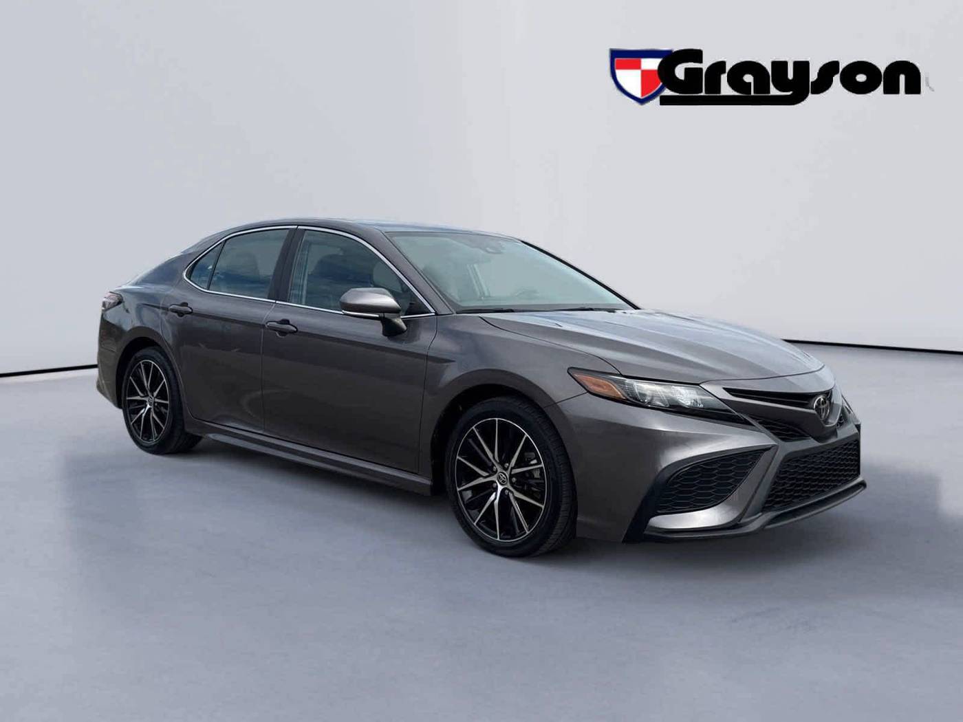 2022 Toyota Camry SE — Sedan — 22,498 mi — Knoxville, TN