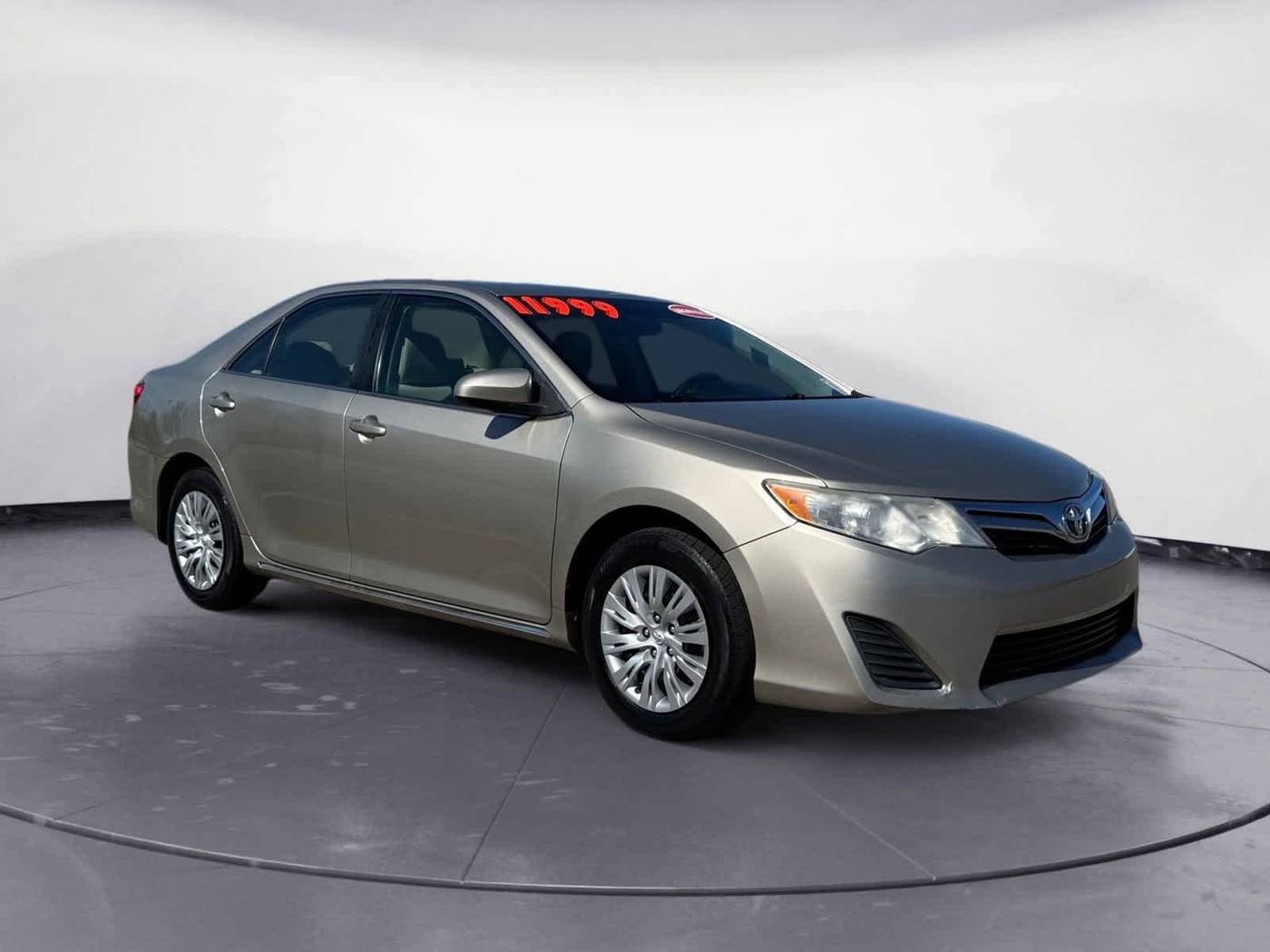 2013 Toyota Camry L — Sedan — 140,391 mi — Knoxville, TN