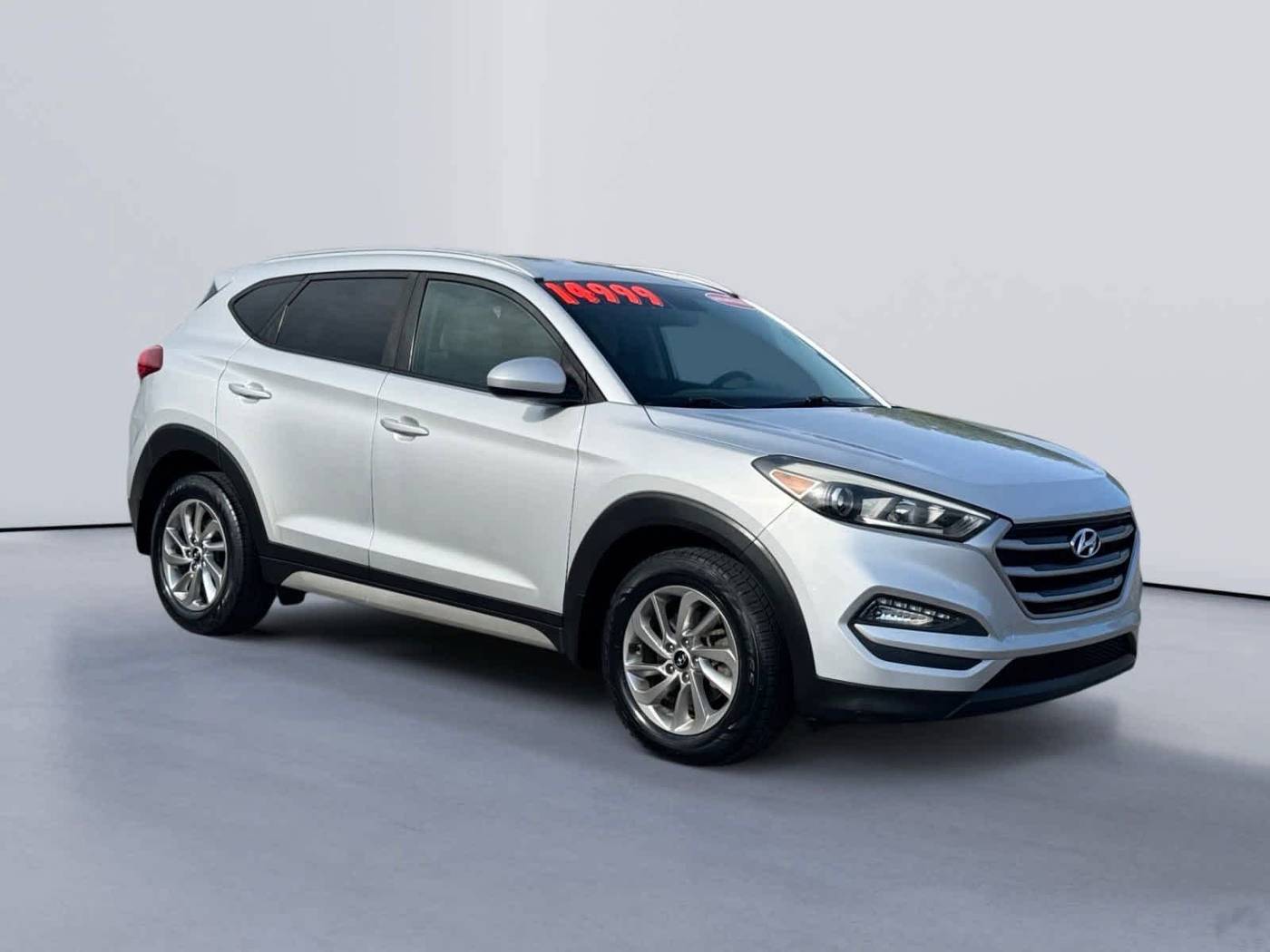 2017 Hyundai Tucson SE — SUV — 66,865 mi — Knoxville, TN