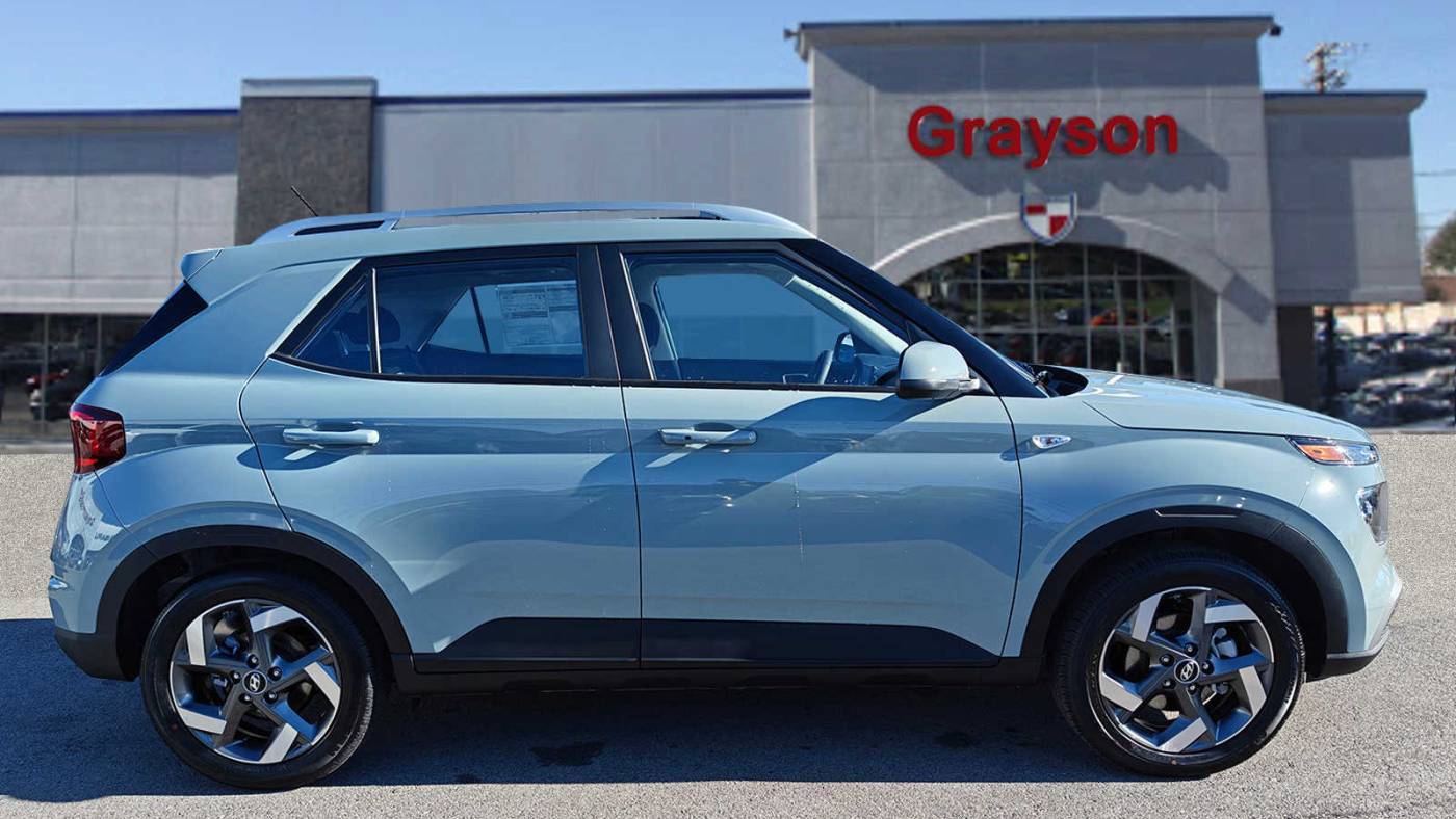 2025 Hyundai Venue SEL — SUV — 5,707 mi — Knoxville, TN