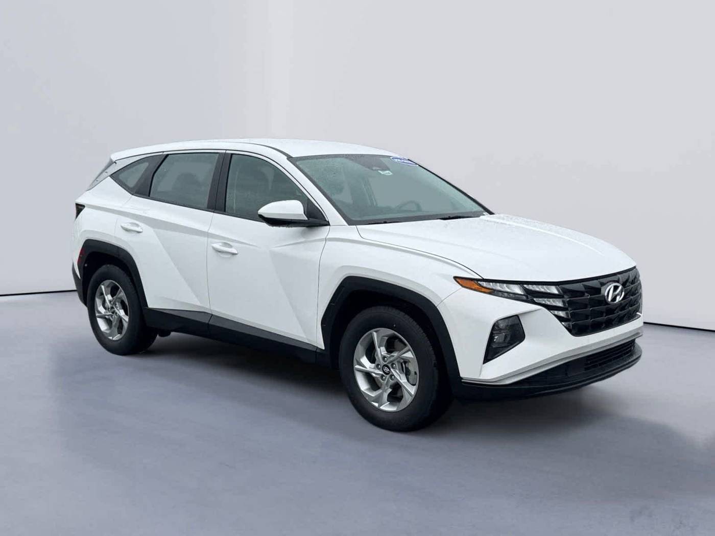 2024 Hyundai Tucson SE — SUV — 4,687 mi — Knoxville, TN