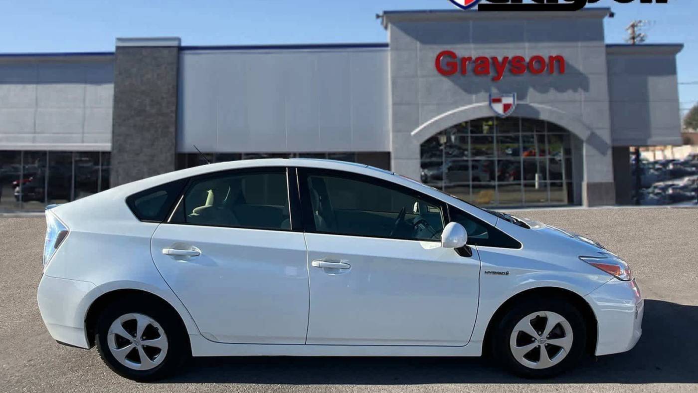 2012 Toyota Prius Two — Sedan — 113,604 mi — Knoxville, TN