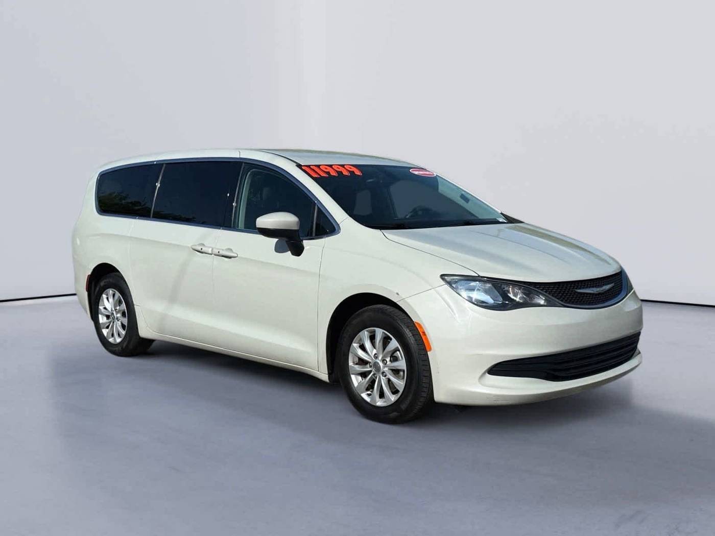 2017 Chrysler Pacifica Touring — Minivan — 126,001 mi — Knoxville, TN