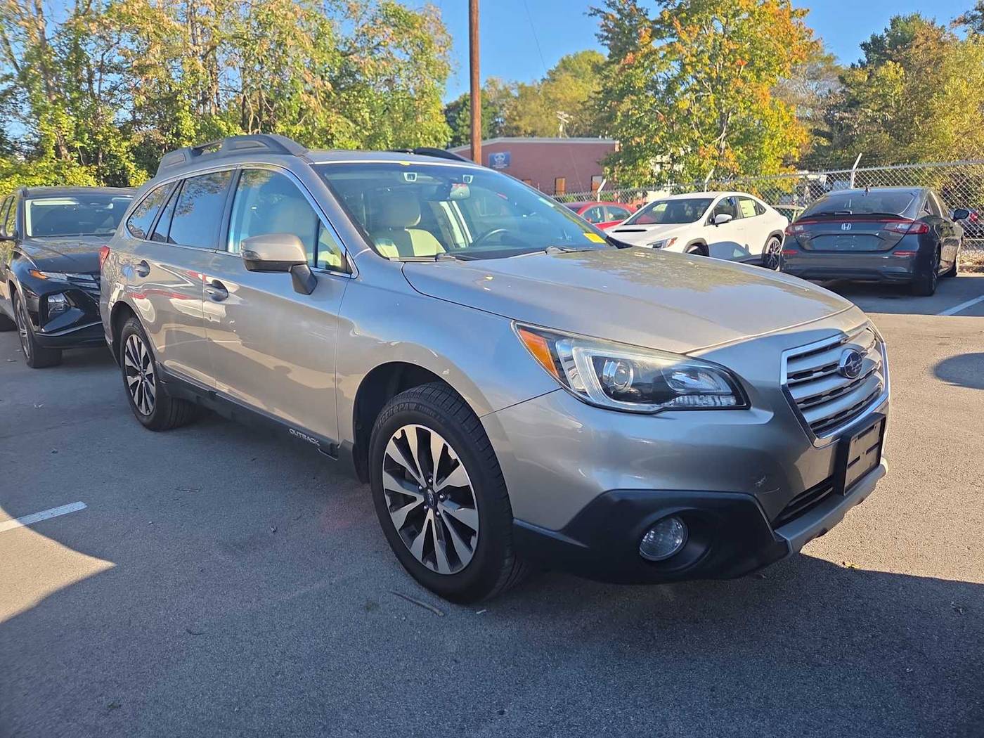 2016 Subaru Outback 2.5i Limited — SUV — 72,214 mi — Knoxville, TN