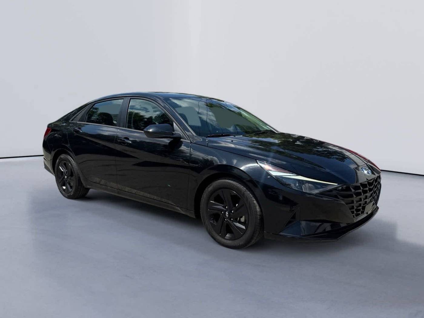 2022 Hyundai Elantra SEL — Sedan — 70,510 mi — Knoxville, TN