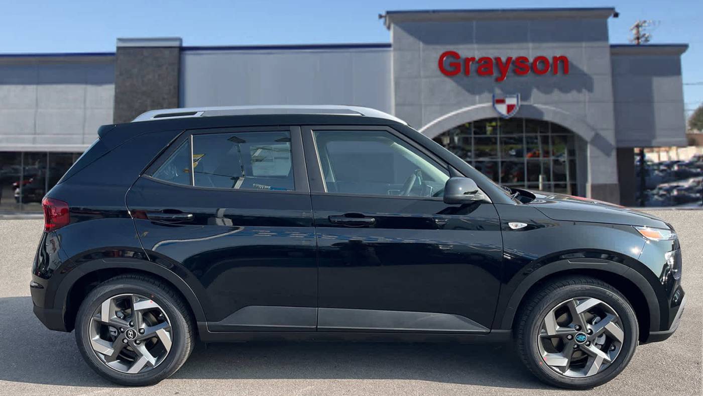 2024 Hyundai Venue SEL — SUV — 3,011 mi — Knoxville, TN