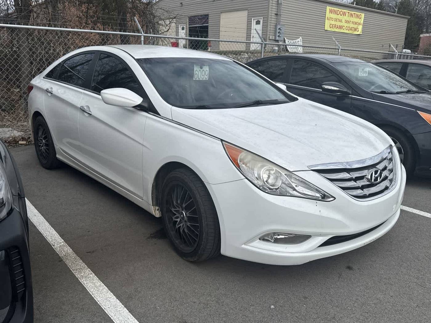 2011 Hyundai Sonata SE 2.0T — Sedan — 144,568 mi — Knoxville, TN