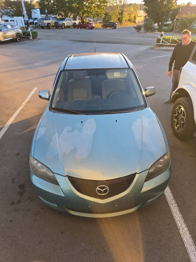 2004 Mazda Mazda3 i — Sedan — 184,014 mi — Knoxville, TN