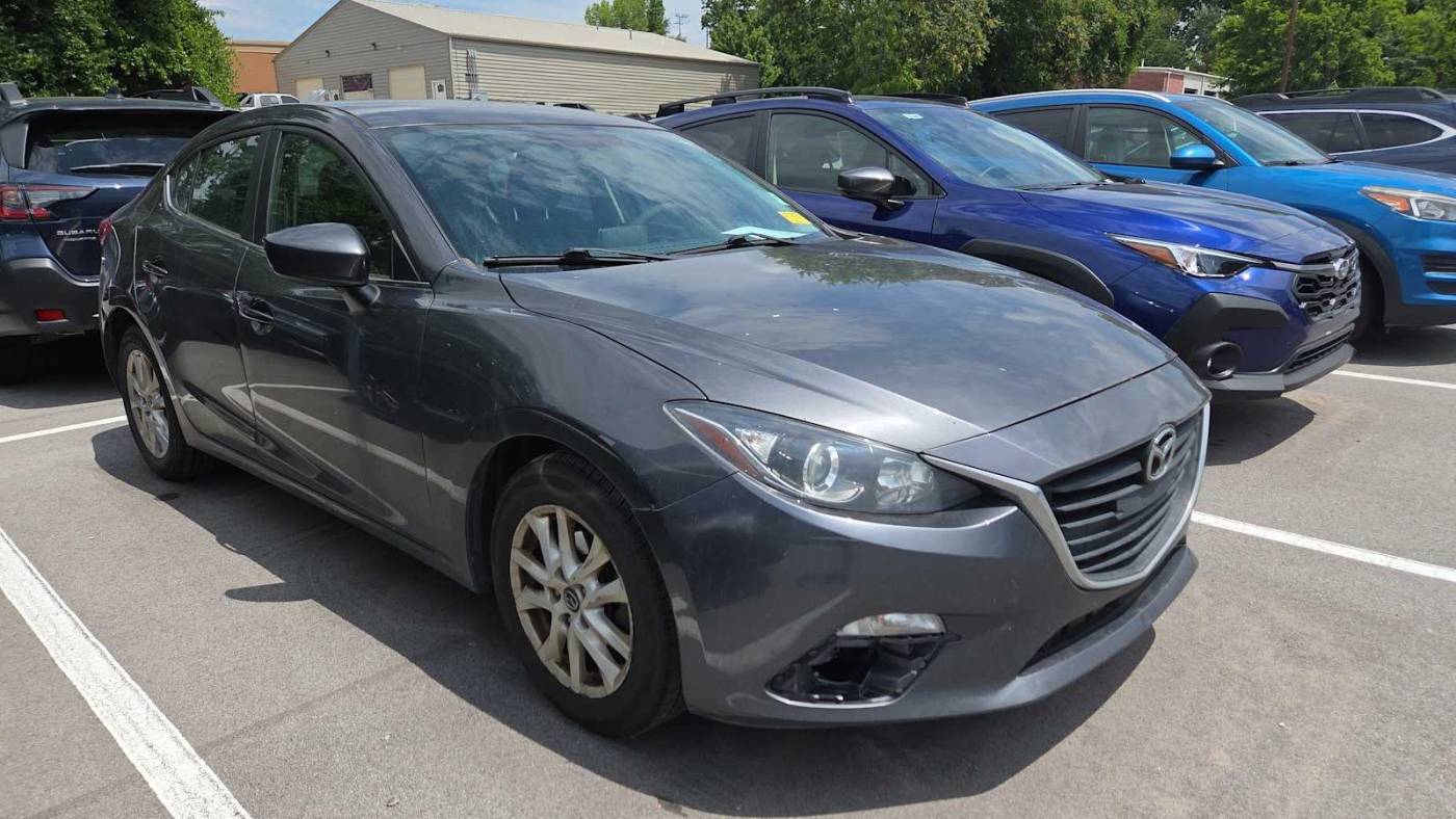 2016 Mazda MAZDA3 i Sport
