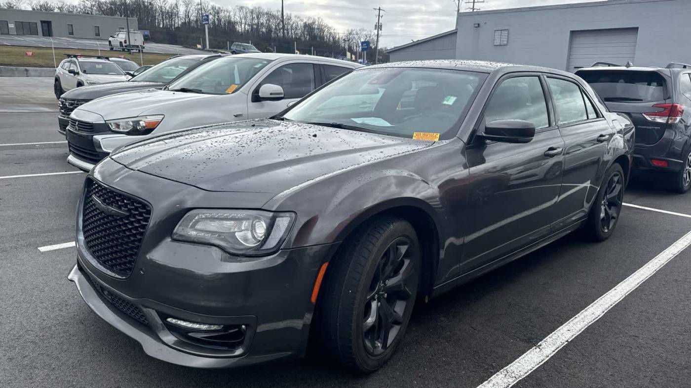2023 Chrysler 300 Touring L — Sedan — 24,234 mi — Knoxville, TN
