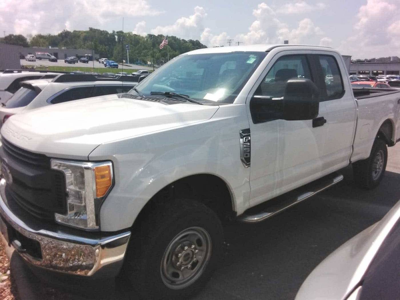 2017 Ford Super Duty F-250 XL — Pickup Truck — 50,273 mi — Knoxville, TN