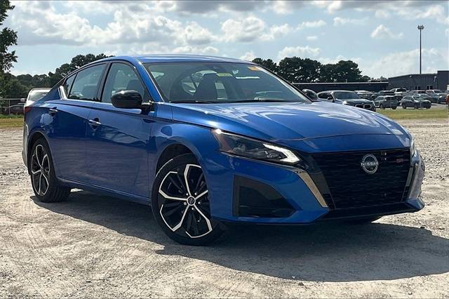 2025 Nissan Altima SR — Sedan — 3,505 mi — Greenville, NC