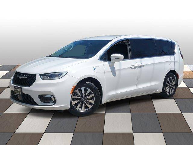 2022 Chrysler Pacifica Hybrid Touring L — Minivan — 68,792 mi — Fort Lauderdale, FL