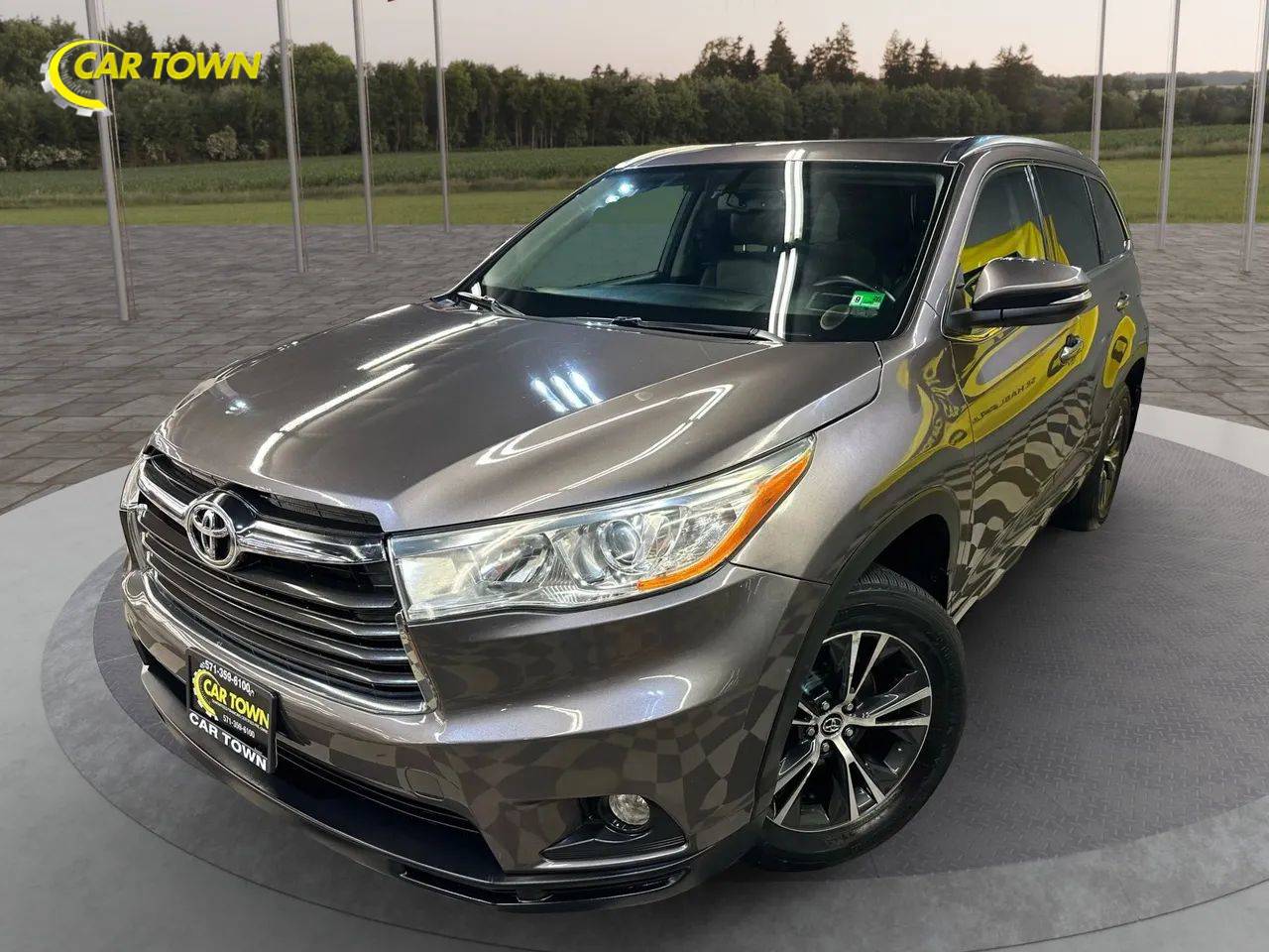 2016 Toyota Highlander XLE — SUV — 97,176 mi — Manassas, VA