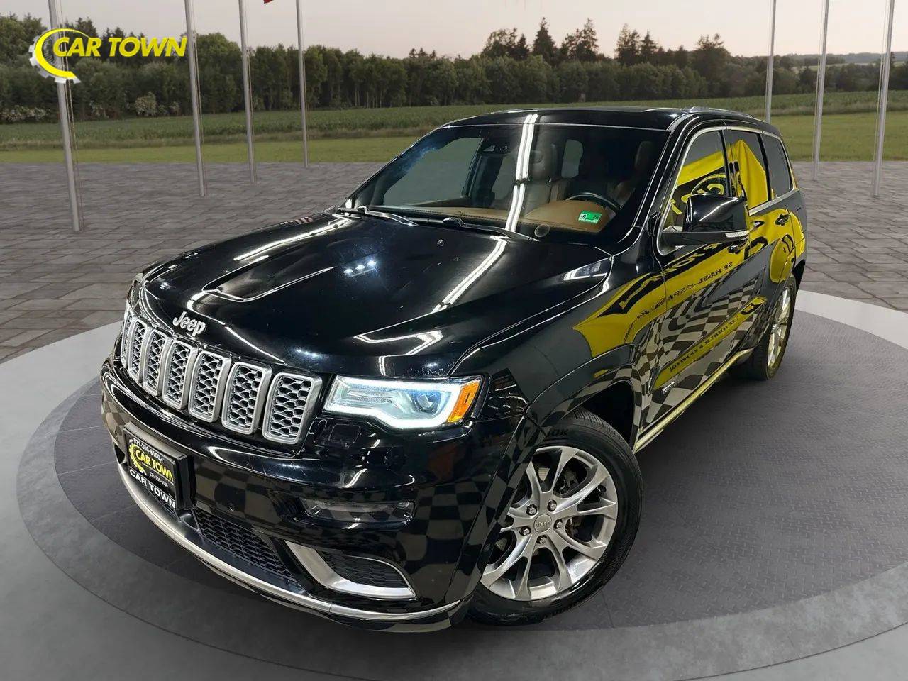 2017 Jeep Grand Cherokee Summit — SUV — 111,315 mi — Manassas, VA