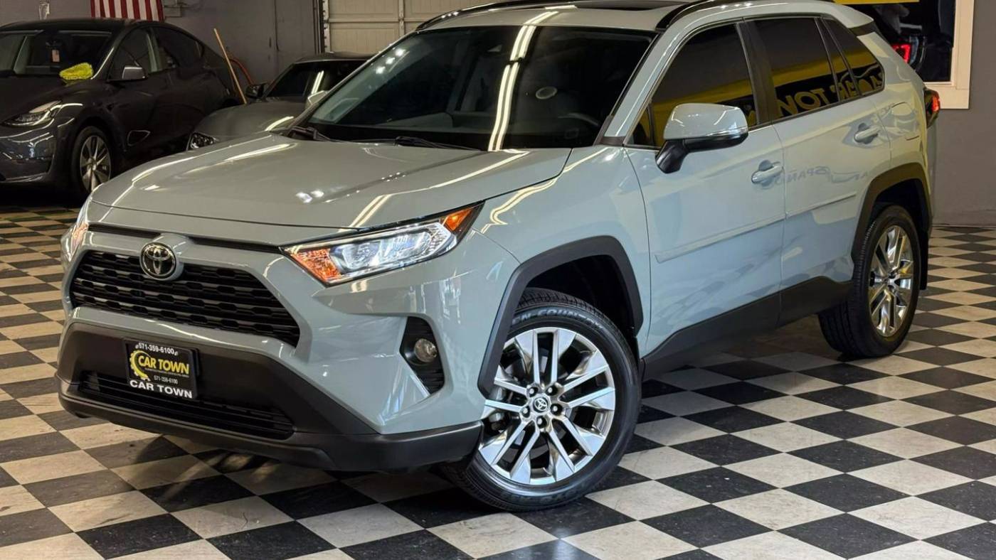 2021 Toyota RAV4 XLE Premium — SUV — 35,842 mi — Manassas, VA