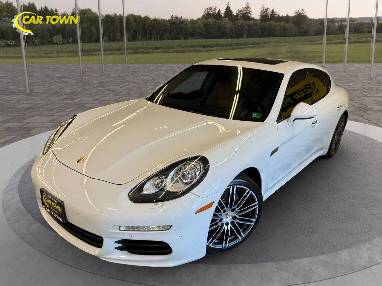 2016 Porsche Panamera