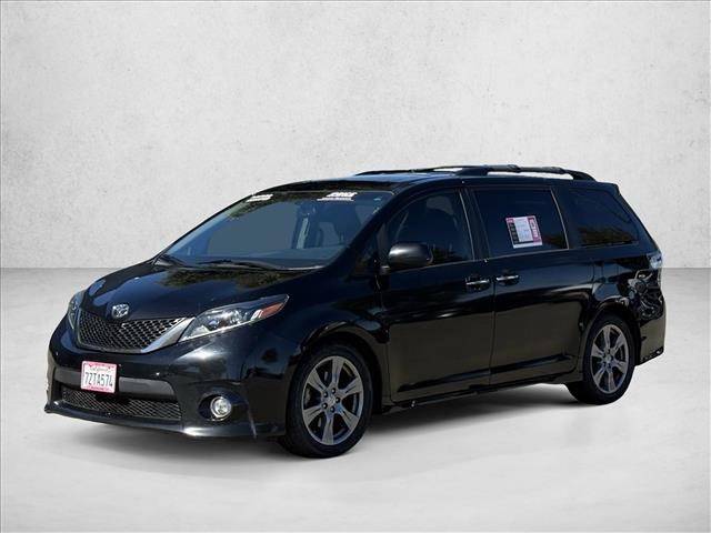 2017 Toyota Sienna SE Premium — Minivan — 87,822 mi — Valencia, CA