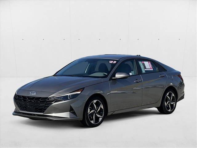 2023 Hyundai Elantra SEL — Sedan — 19,229 mi — Valencia, CA