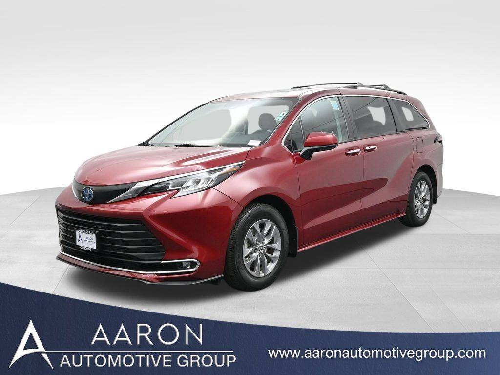 2022 Toyota Sienna XLE — Minivan — 26,601 mi — Norco, CA