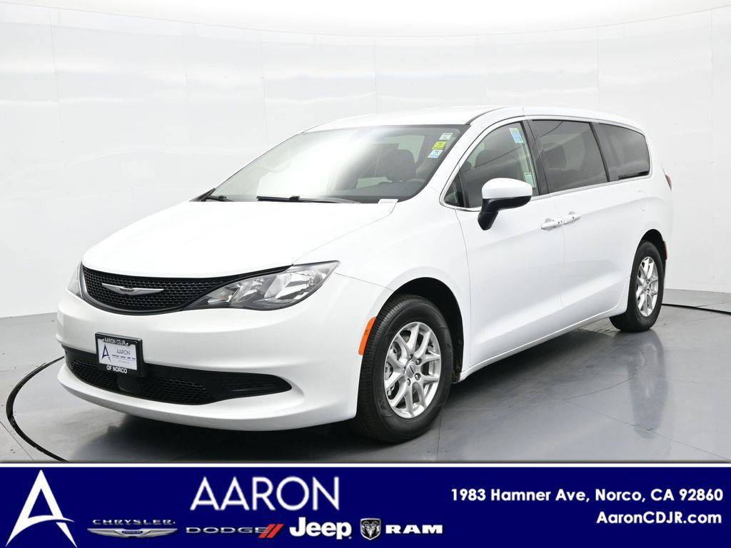 2022 Chrysler Voyager LX — Minivan — 43,272 mi — Norco, CA