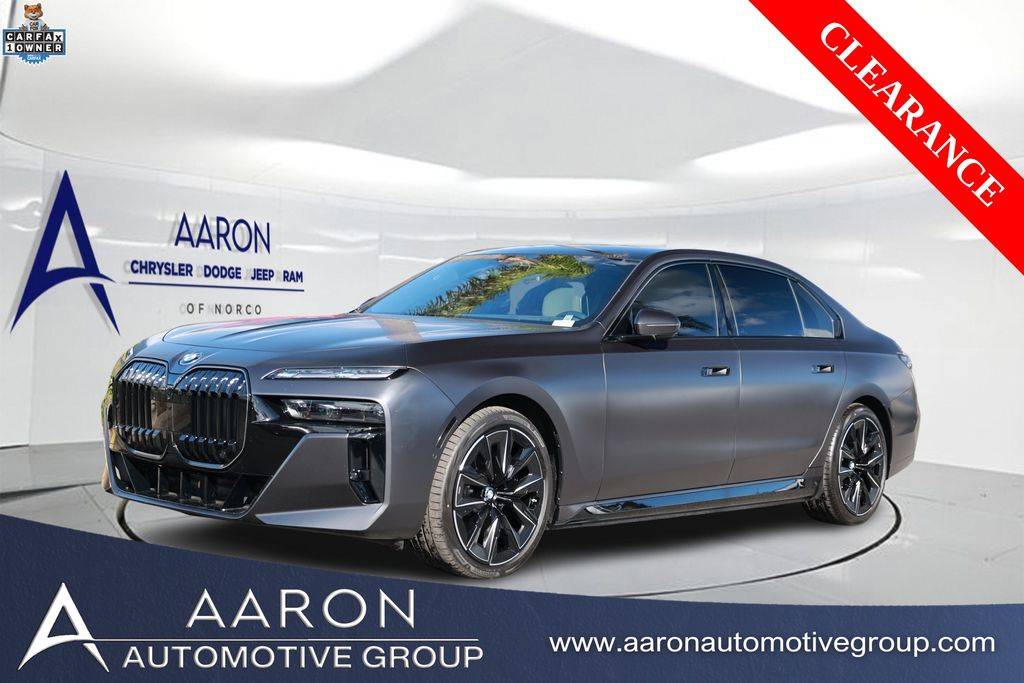 2025 BMW i7 xDrive60 — Sedan — 5,086 mi — Norco, CA