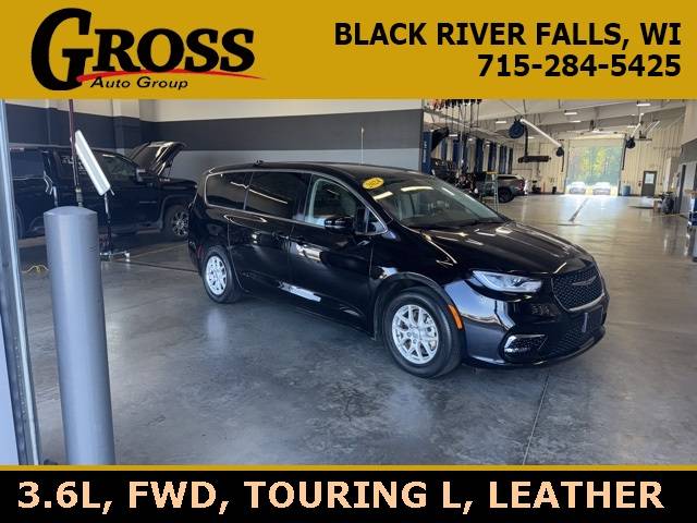 2024 Chrysler Pacifica Touring L — Minivan — 56,723 mi — Black River Falls, WI