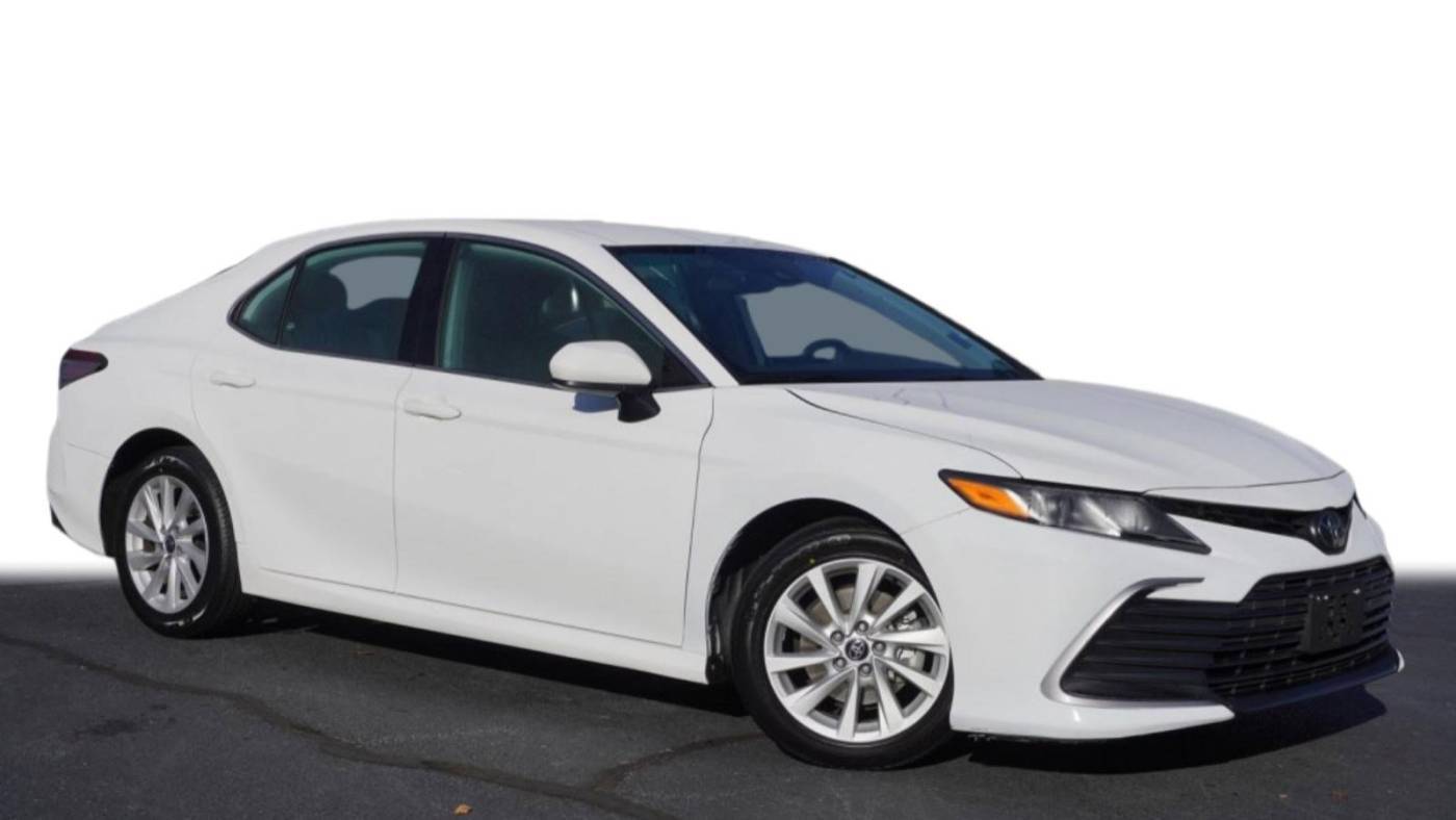 2022 Toyota Camry LE — Sedan — 60,988 mi — McDonough, GA