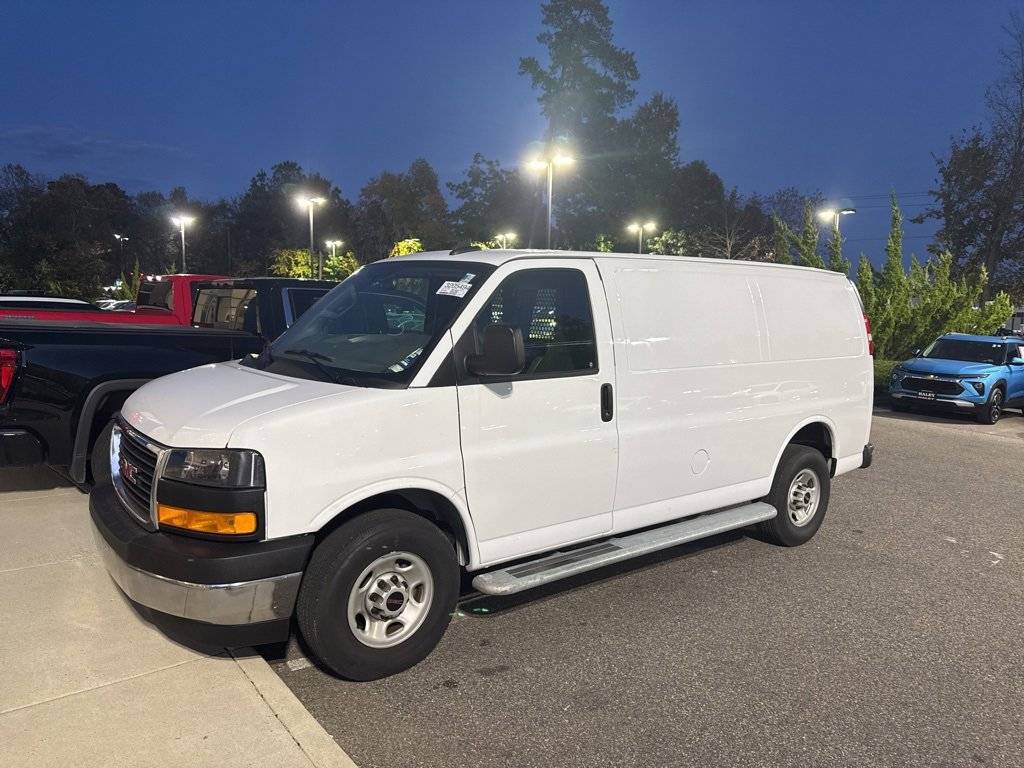2024 GMC Savana Cargo Van Base — Cargo Van — 9,361 mi — Midlothian, VA