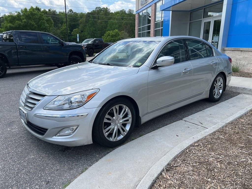 2013 Hyundai Genesis 3.8 — Sedan — 171,286 mi — Midlothian, VA