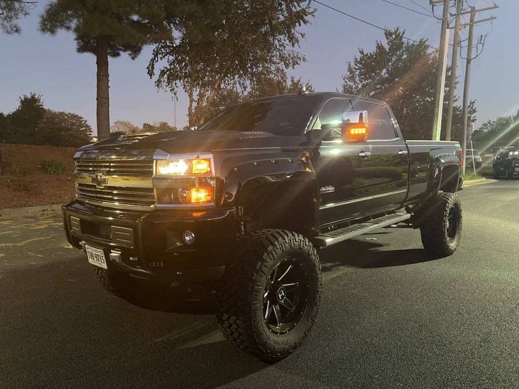 2017 Chevrolet Silverado 2500HD High Country — Pickup Truck — 29,800 mi — Midlothian, VA
