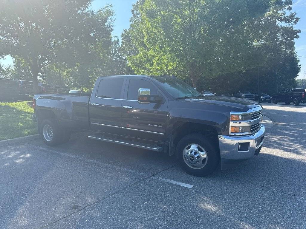 2015 Chevrolet Silverado 3500HD LTZ — Pickup Truck — 111,047 mi — Midlothian, VA