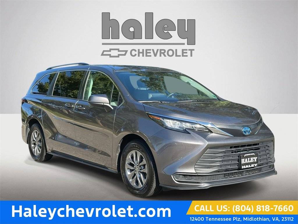 2022 Toyota Sienna LE — Minivan — 138,931 mi — Midlothian, VA
