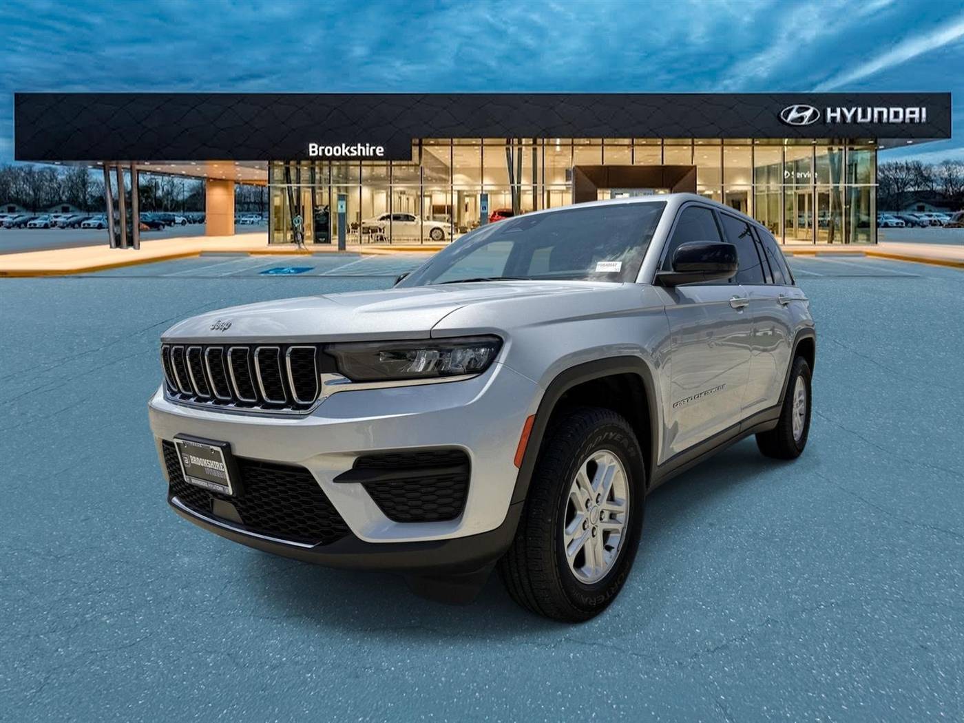 2023 Jeep Grand Cherokee Laredo — SUV — 52,640 mi — Brookshire, TX
