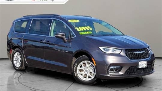 2022 Chrysler Pacifica Touring L — Minivan — 65,722 mi — Hanford, CA