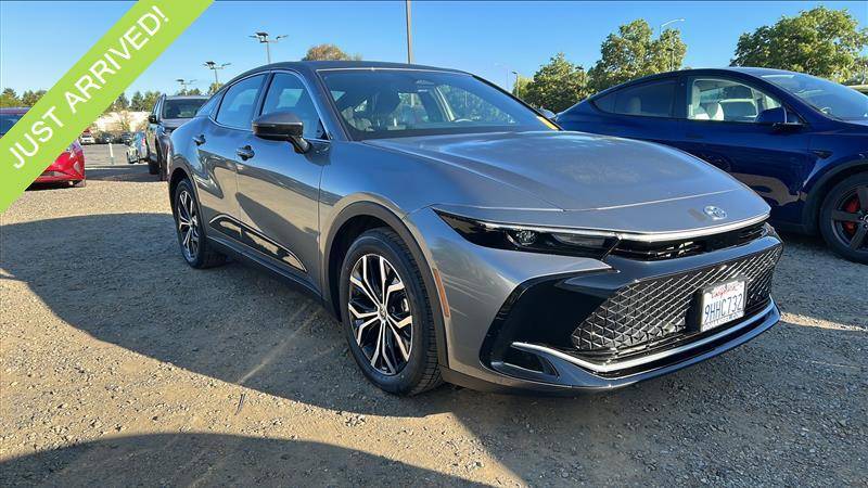 2023 Toyota Crown XLE — Sedan — 3,595 mi — Santa Rosa, CA