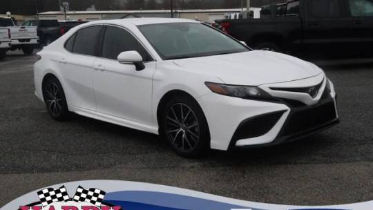 2023 Toyota Camry SE — Sedan — 19,671 mi — Gainesville, GA