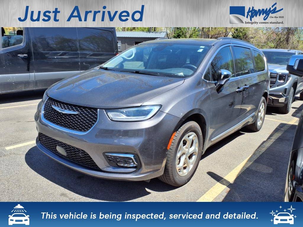 2022 Chrysler Pacifica Limited — Minivan — 47,148 mi — Asheville, NC