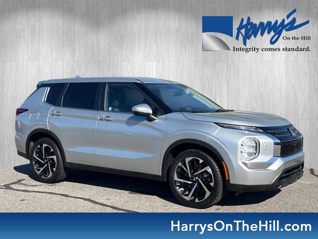 2022 Mitsubishi Outlander ES — SUV — 39,411 mi — Asheville, NC